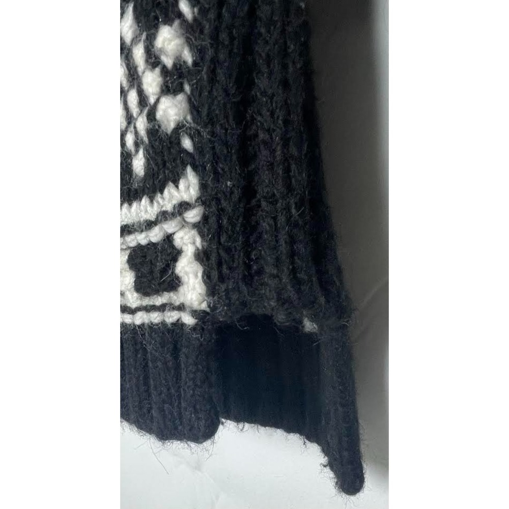 Zara Knit Black/White Pattern Crew Neck Sweater Women's Size Medium - Picture 4 of 5